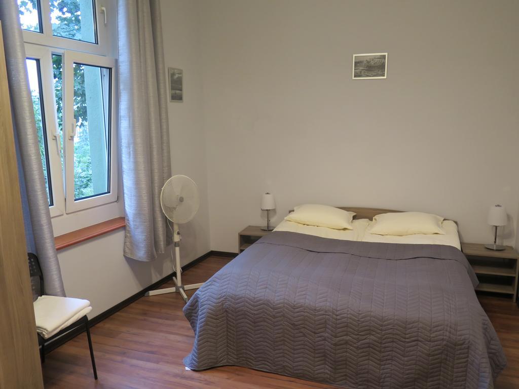 Apartment Boomerang *