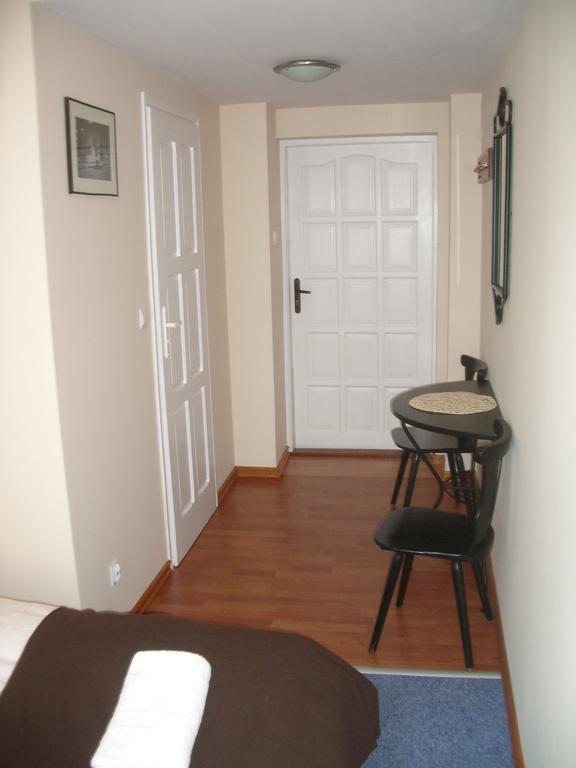 Apartment Boomerang *